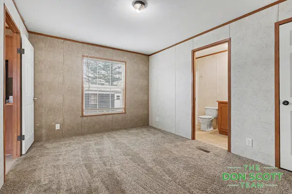 6913 Sandwood ST NE, Plainfield Twp, MI 49341