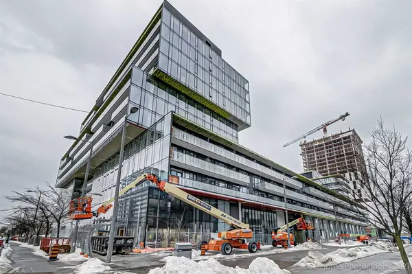 35 Rolling Mills RD #S456, Toronto C08, ON M5A 0G2