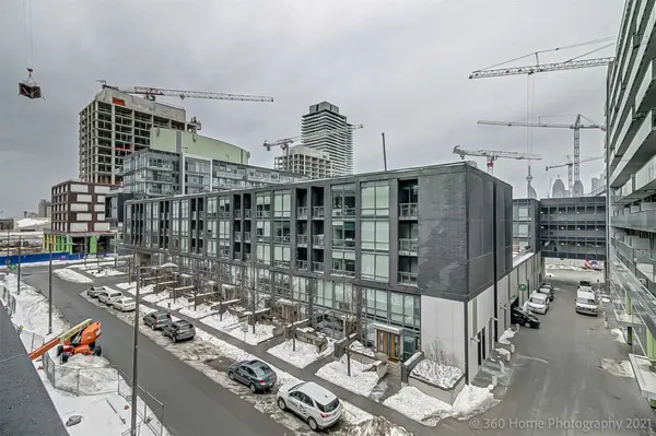 35 Rolling Mills RD #S456, Toronto C08, ON M5A 0G2