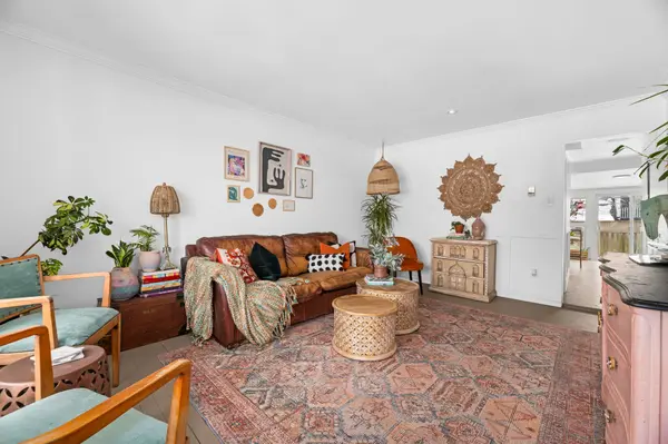 19 Ontario ST, Ajax, ON L1S 1T4