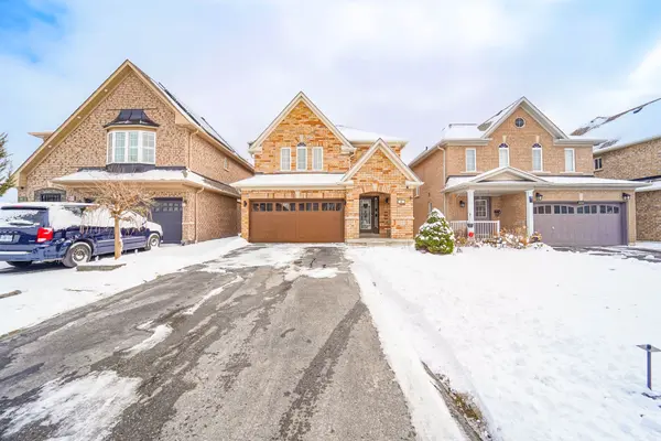 49 Mount Pleasant AVE, Whitby, ON L1N 0E1