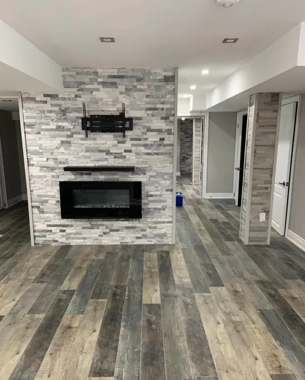 17 Fallowfield RD, Brampton, ON L6X 0W1