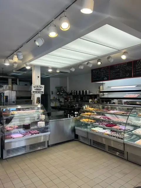 184 Lakeshore RD E, Oakville, ON L6J 1H6