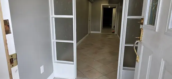 160 Ardwick BLVD, Toronto W05, ON M9M 1W2