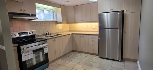 160 Ardwick BLVD, Toronto W05, ON M9M 1W2