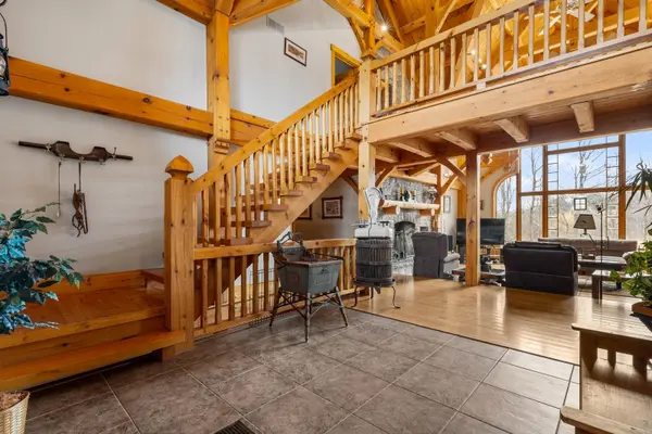 5290 Trafalgar RD W, Milton, ON L0P 1E0