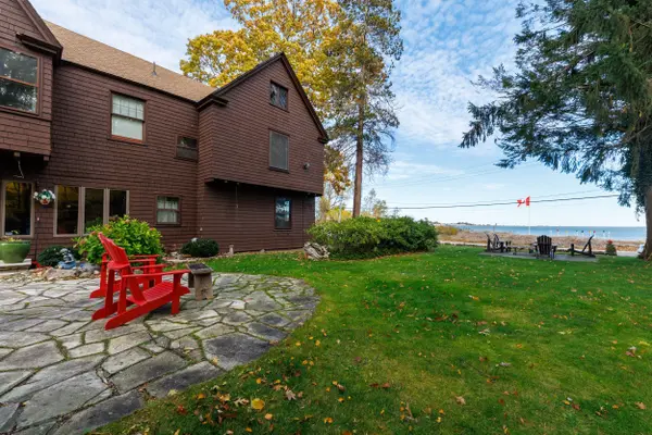 725 Point Abino RD S, Fort Erie, ON L0S 1N0