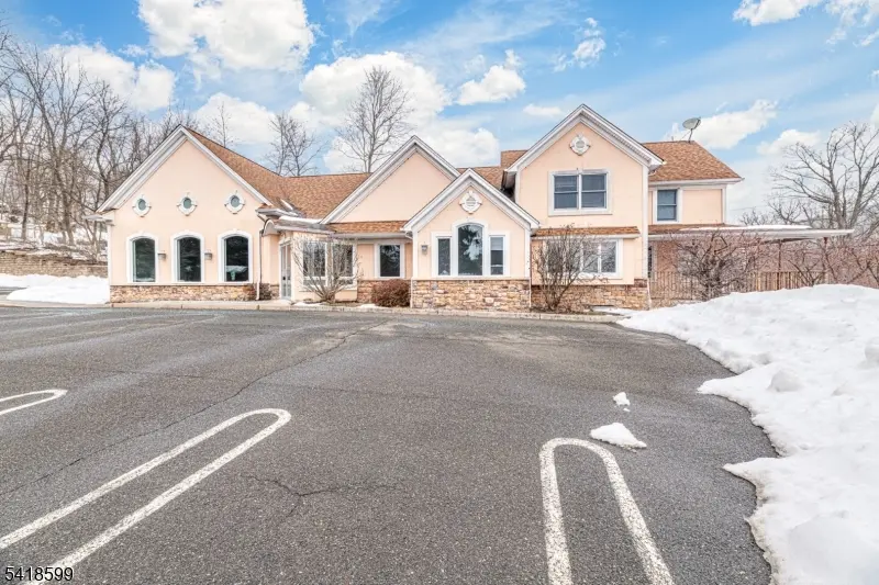 137 S Rutherford Ave, Franklin Boro, NJ 07416