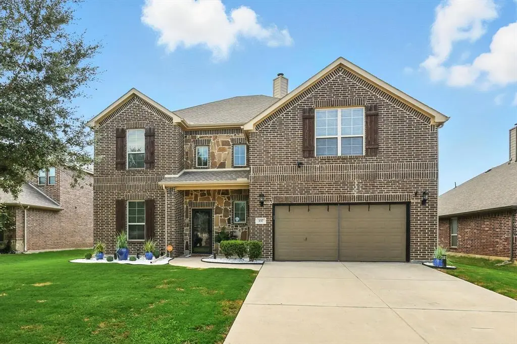 337 Pecos Drive, Burleson, TX 76028