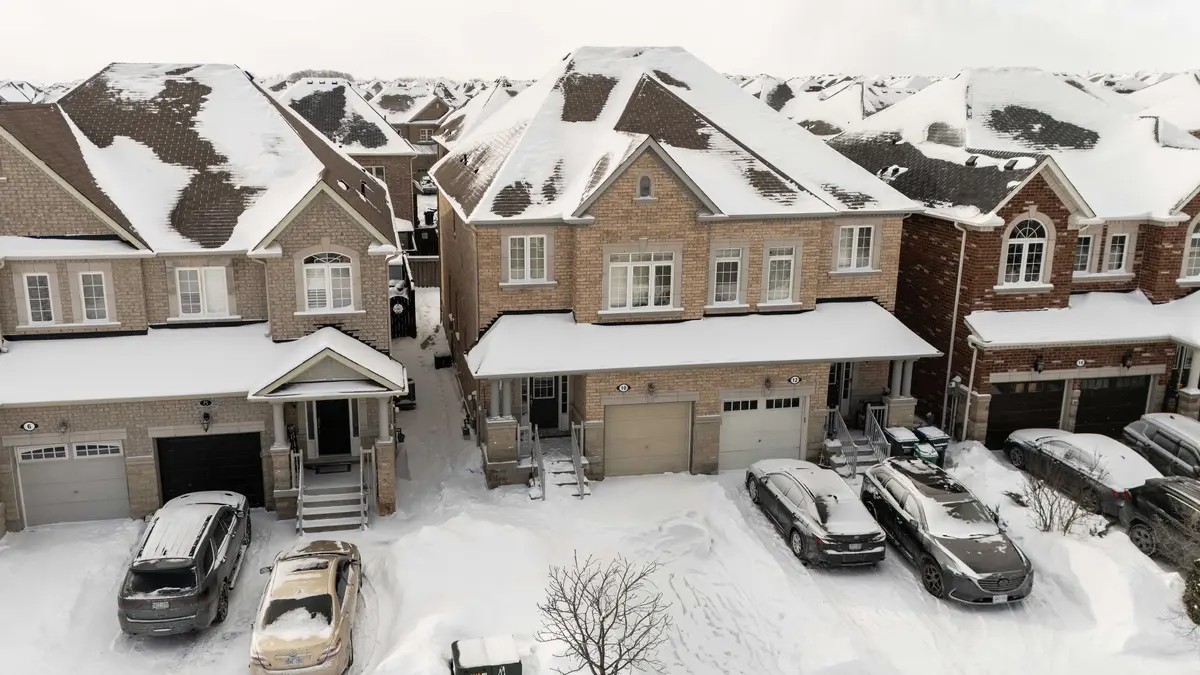 10 Dillon DR, Brampton, ON L6X 3B6