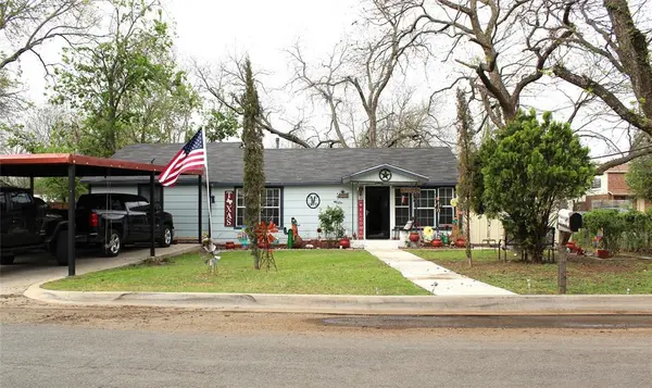 1090 N Race Street, Stephenville, TX 76401