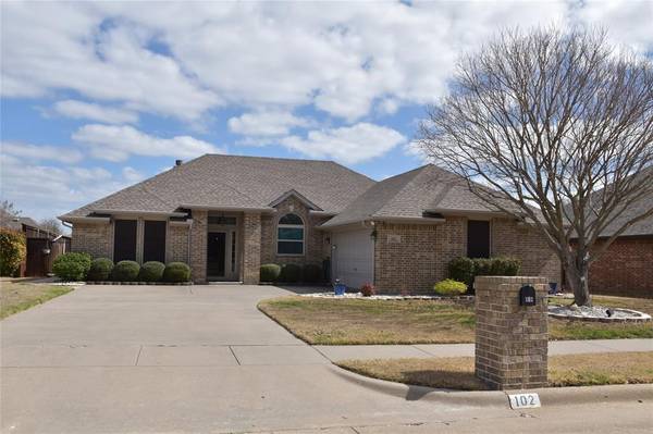 102 Monarch Court, Waxahachie, TX 75165