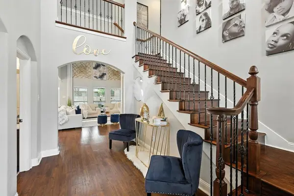 337 Pecos Drive, Burleson, TX 76028