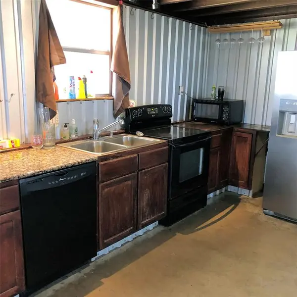 4456 County Road 411, Glen Rose, TX 76043