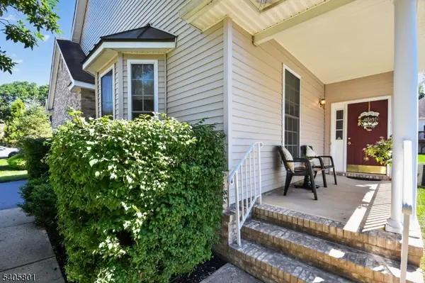 211 Bradwick Way, Marlboro Twp., NJ 07746