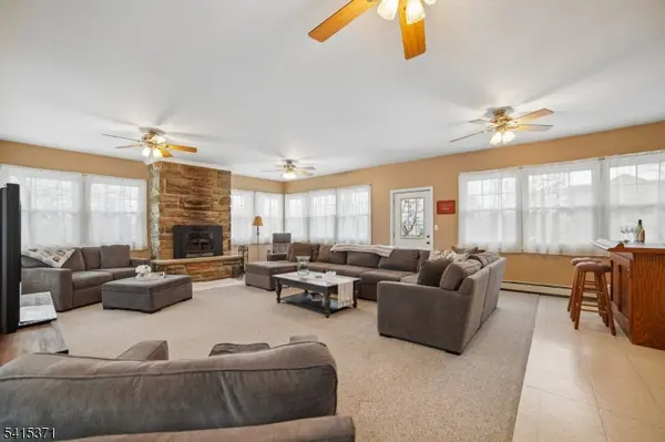 12 Linwood Ter, Caldwell Boro Twp., NJ 07006