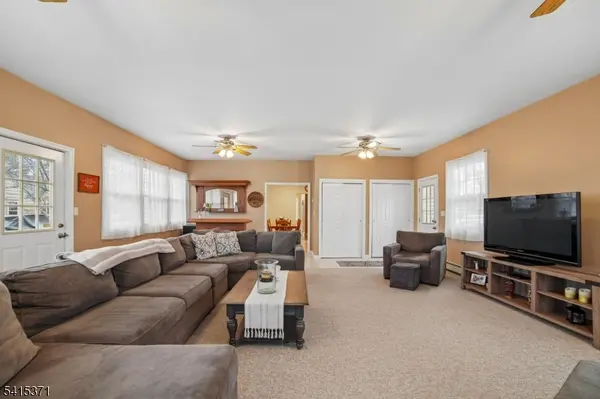 12 Linwood Ter, Caldwell Boro Twp., NJ 07006