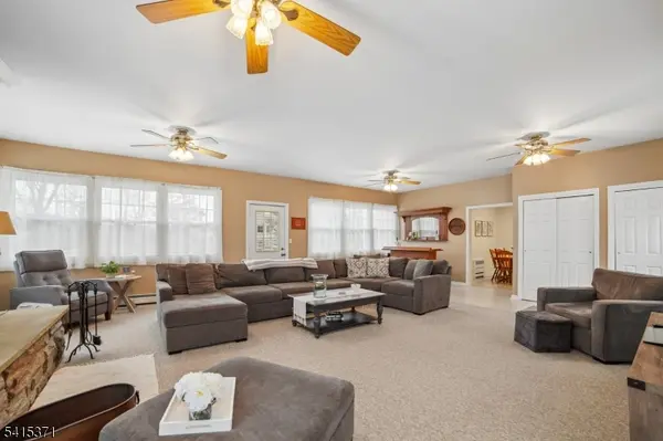 12 Linwood Ter, Caldwell Boro Twp., NJ 07006