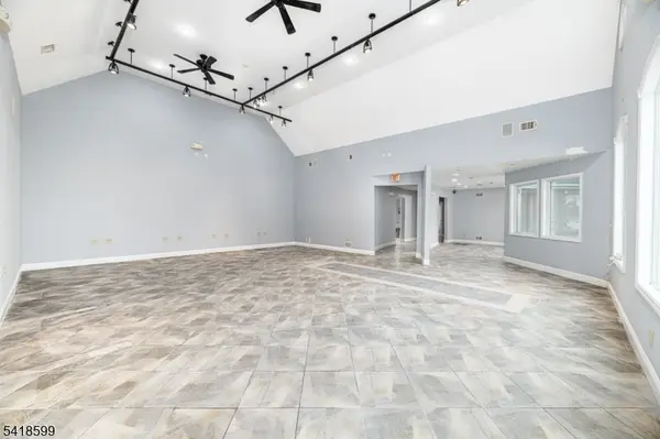 137 S Rutherford Ave, Franklin Boro, NJ 07416