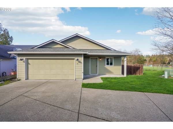 50 HILL DR, Cathlamet, WA 98612