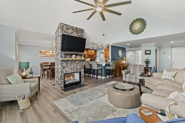 3432 Loon Lake CT, Waterford Twp, MI 48329