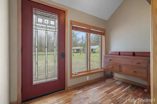 903 Cram LN, Albion City, MI 49224