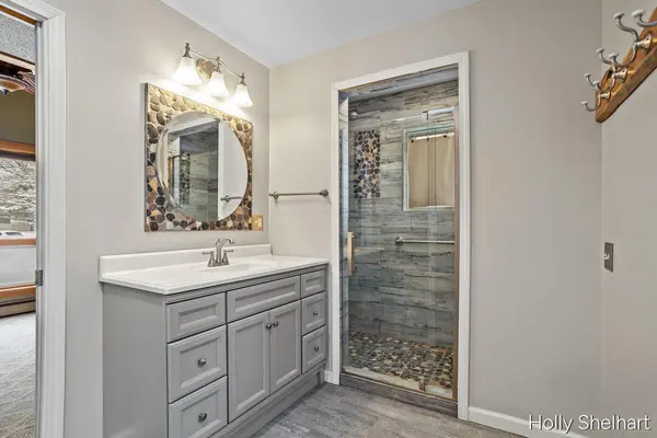 903 Cram LN, Albion City, MI 49224