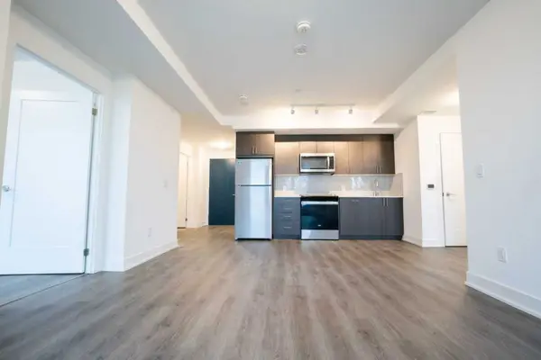 2545 Simcoe ST N #205, Oshawa, ON L1L 0W3