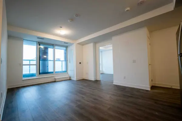 2545 Simcoe ST N #205, Oshawa, ON L1L 0W3