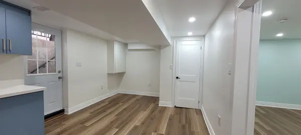 741 Ascot AVE #Basement, Oshawa, ON L1G 1X3