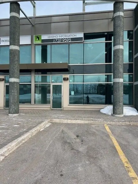 341 King ST #8, Barrie, ON L4N 6W5