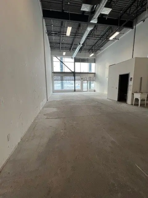 341 King ST #8, Barrie, ON L4N 6W5