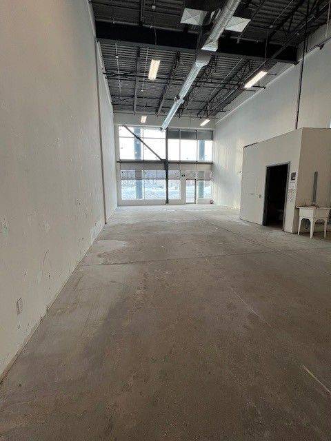 341 King ST #8, Barrie, ON L4N 6W5