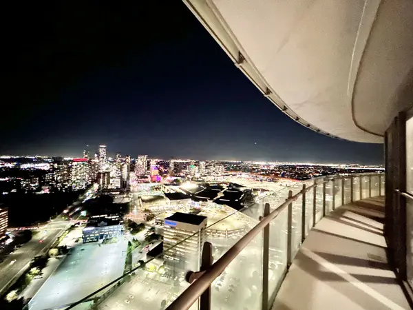 50 Absolute AVE #4506, Mississauga, ON L4Z 0A8