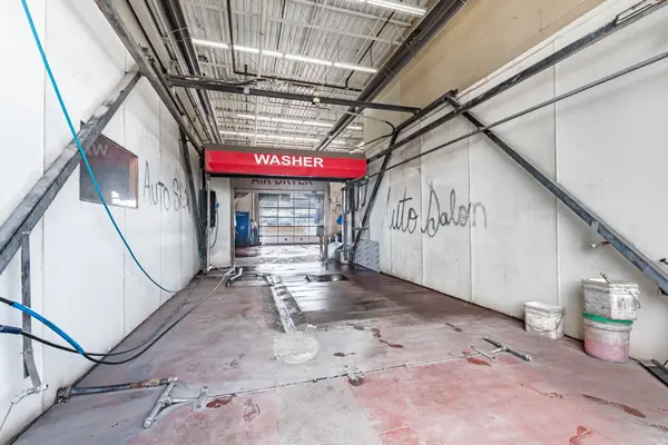 7091 Hurontario ST #2, Mississauga, ON L5S 1Z8