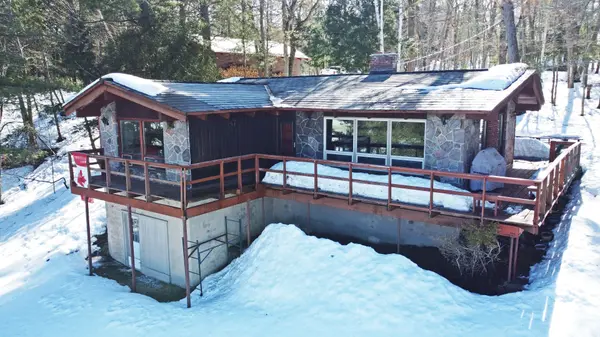 45 Ridgeway DR, Carling, ON P0G 1G0