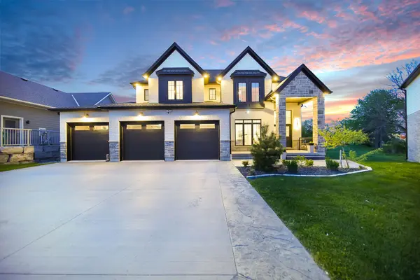 48 ROYAL CRES, Southwold, ON N5P 3T2