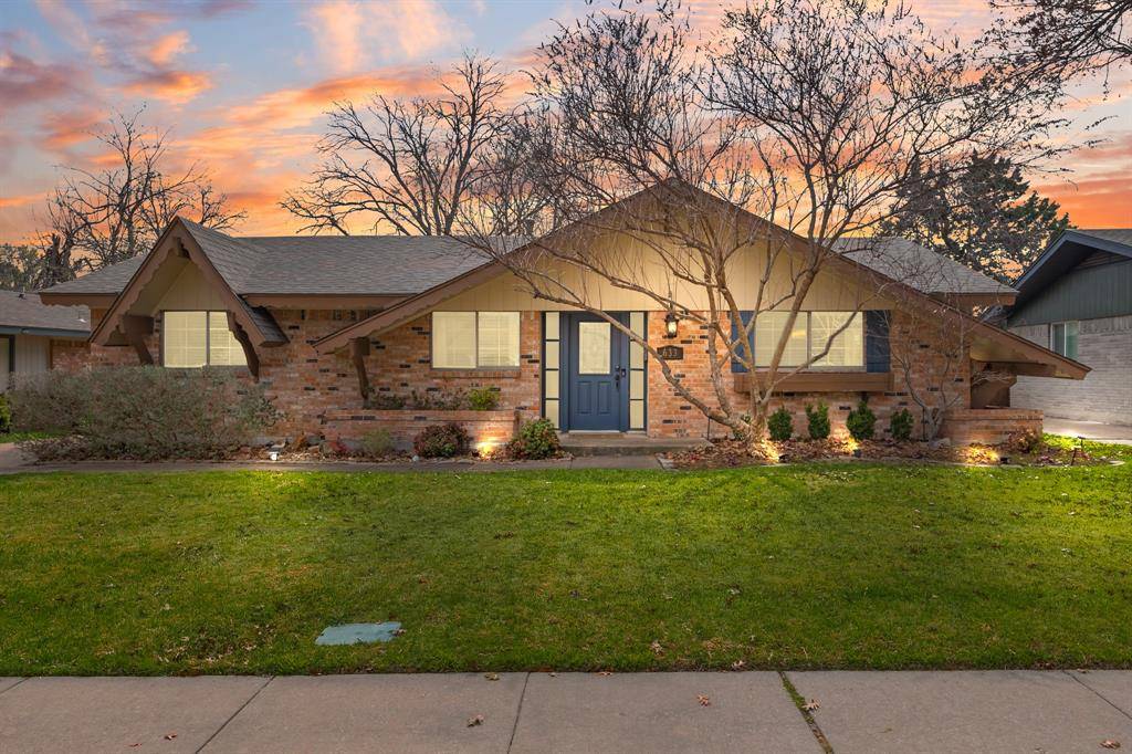 633 Timberlake Circle, Richardson, TX 75080