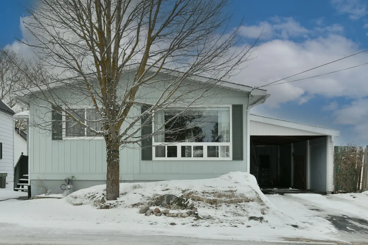 127 Edward ST S, Arnprior, ON K7S 2X3