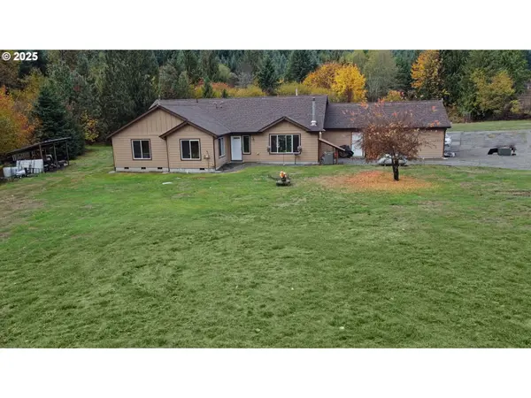 133 LOST CREEK DR, Glenoma, WA 98336