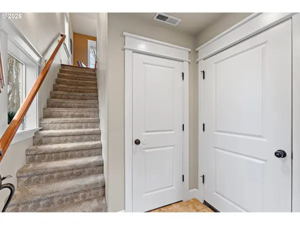 9402 SE CAUSEY AVE, Happy Valley, OR 97086