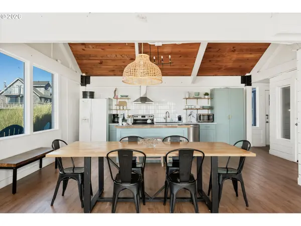 34440 OCEAN DR, Pacific City, OR 97135