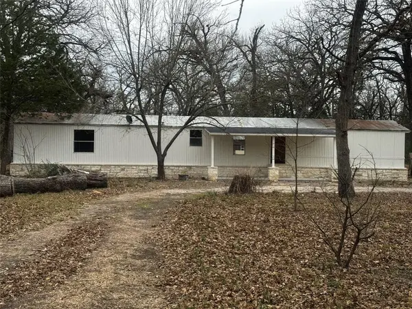 1101 County Road 2405, Kemp, TX 75143