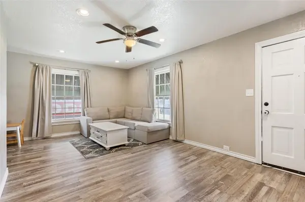 1206 Ashleman Street, Bellmead, TX 76705