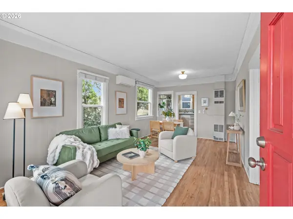 326 PEARL ST, Oregon City, OR 97045