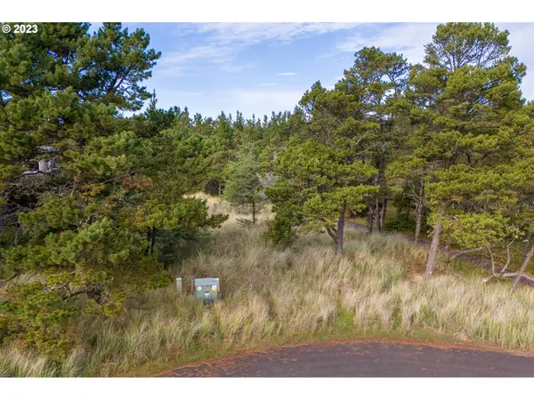 Williams #11100, Pacific City, OR 97135