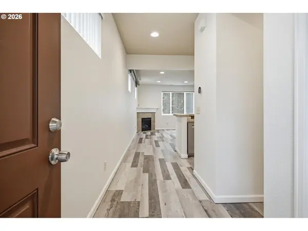 20881 SW EDGEMONT ST, Beaverton, OR 97003