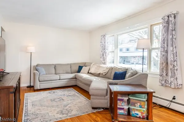 106 Riverview Ter, Riverdale Boro, NJ 07457