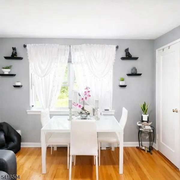 23B Carolyn Ter #B, Roselle Boro, NJ 07203