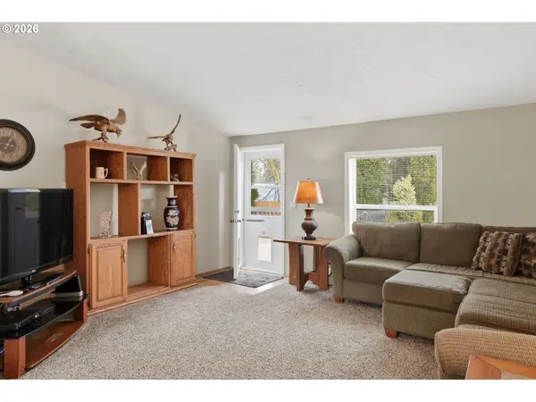 1000 S MCKERN CT #85, Newberg, OR 97132